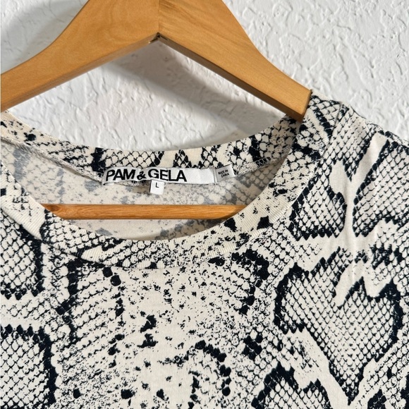 Pam & Gela Python Snake Print 100% Cotton Shirt - Picture 5 of 7